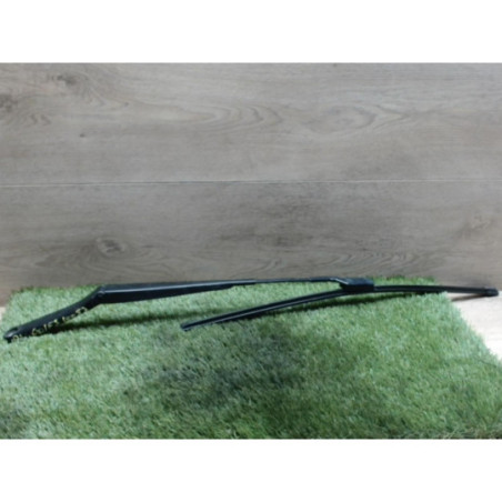 Balais essuie glace avant VOLKSWAGEN GOLF 5 d’occasion