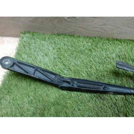 Balais essuie glace avant VOLKSWAGEN GOLF 5 d’occasion