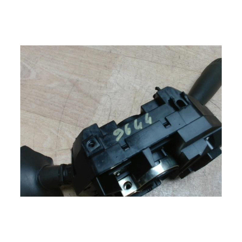Com (Bloc Contacteur Tournant+Commodo Essuie Glace+Commodo Phare) FIAT PUNTO 2 PHASE 1 d’occasion