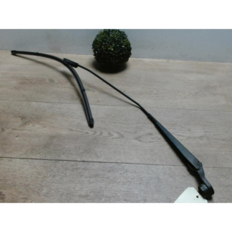 Bras essuie glace avant droit RENAULT GRAND SCENIC 3 PHASE 1 d’occasion