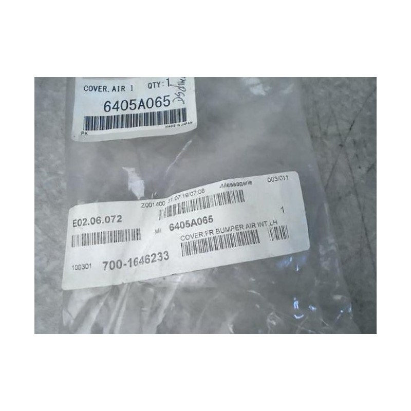 Moulure de pare choc avant MITSUBISHI PAJERO 2 PHASE 2 d’occasion
