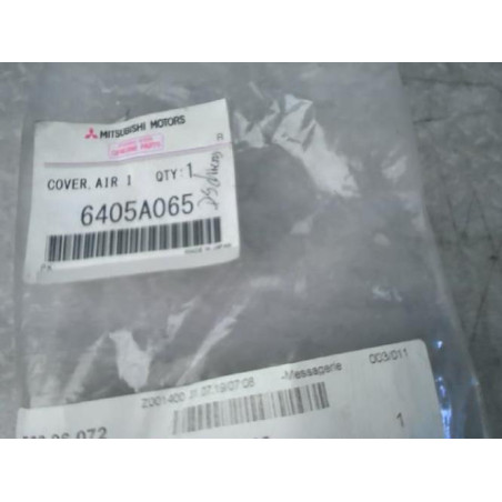 Moulure de pare choc avant MITSUBISHI PAJERO 2 PHASE 2 d’occasion
