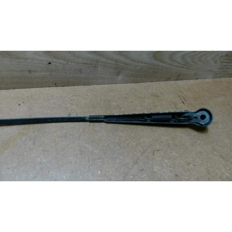 Bras essuie glace avant OPEL TIGRA 1 COUPE d’occasion