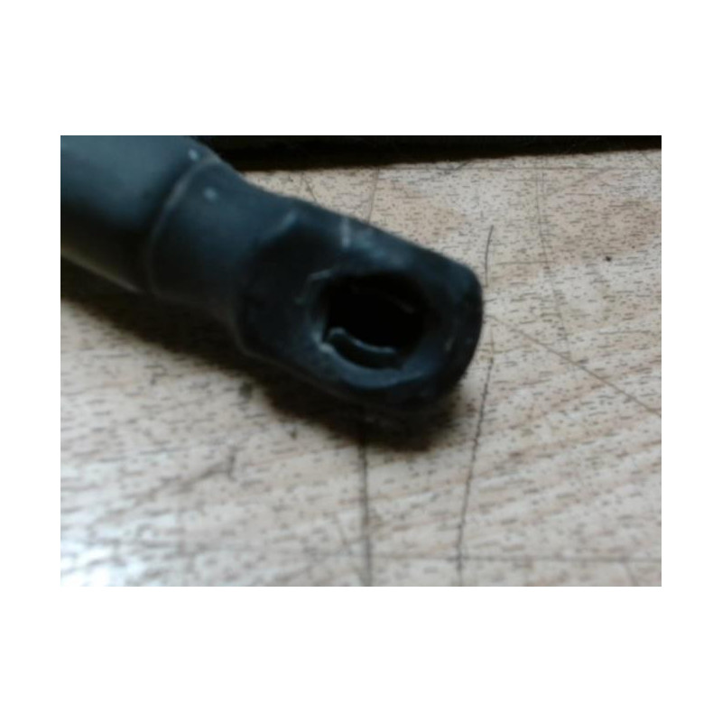 Verin de coffre droit OPEL CORSA D PHASE 1 d’occasion