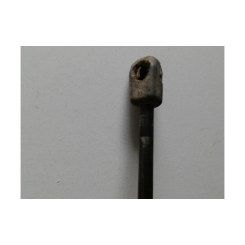 Verin de coffre gauche OPEL CORSA D PHASE 1 d’occasion