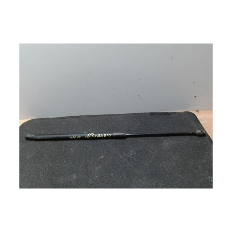 Verin de coffre gauche OPEL CORSA D PHASE 1 d’occasion