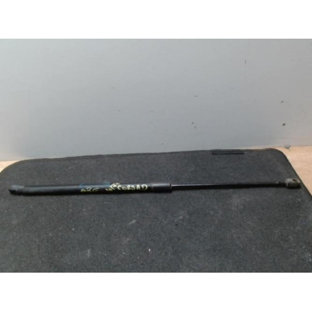 Verin de coffre gauche OPEL CORSA D PHASE 1 d’occasion
