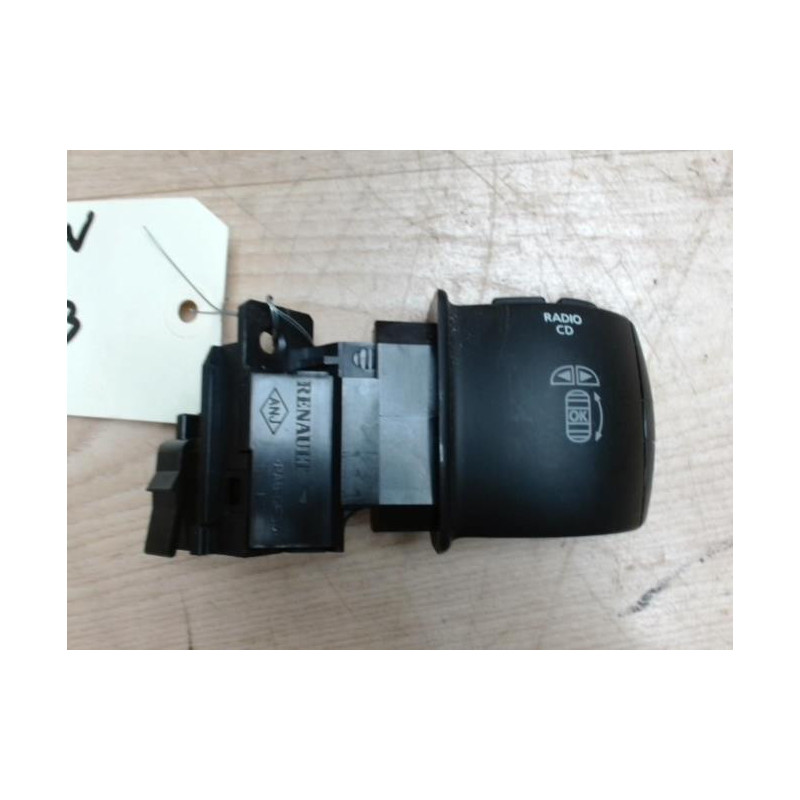 Commande autoradio RENAULT GRAND SCENIC 3 PHASE 1 d’occasion
