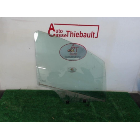 Vitre avant droit CITROEN C3 II PHASE 1 d’occasion