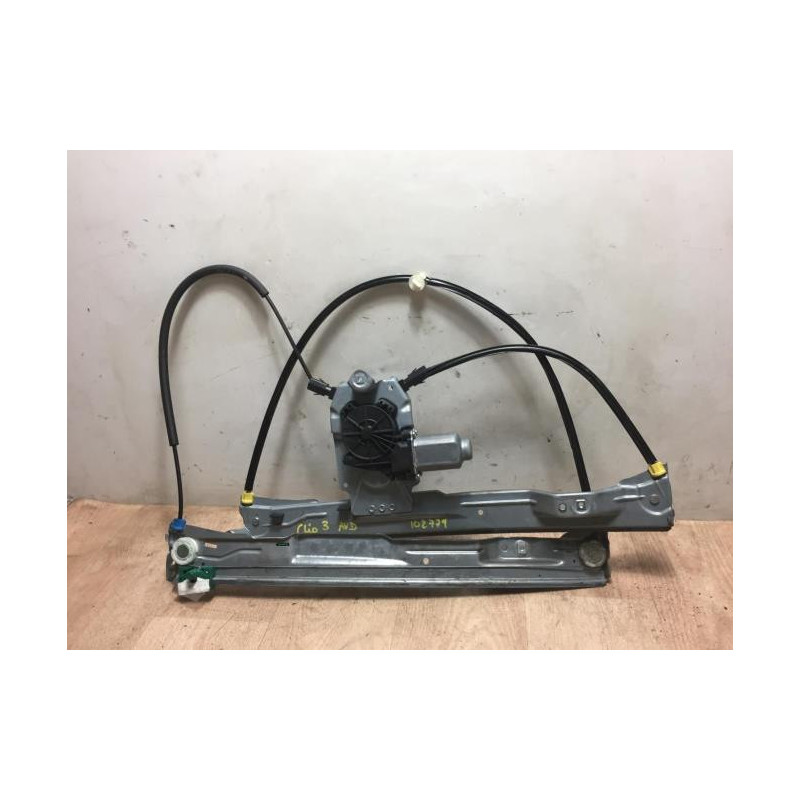 Leve vitre electrique avant droit RENAULT CLIO 3 PHASE 2 d’occasion