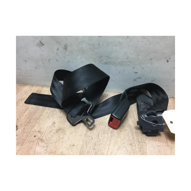 Attache ceinture arriere droit CITROEN XSARA PHASE 1 COUPE d’occasion