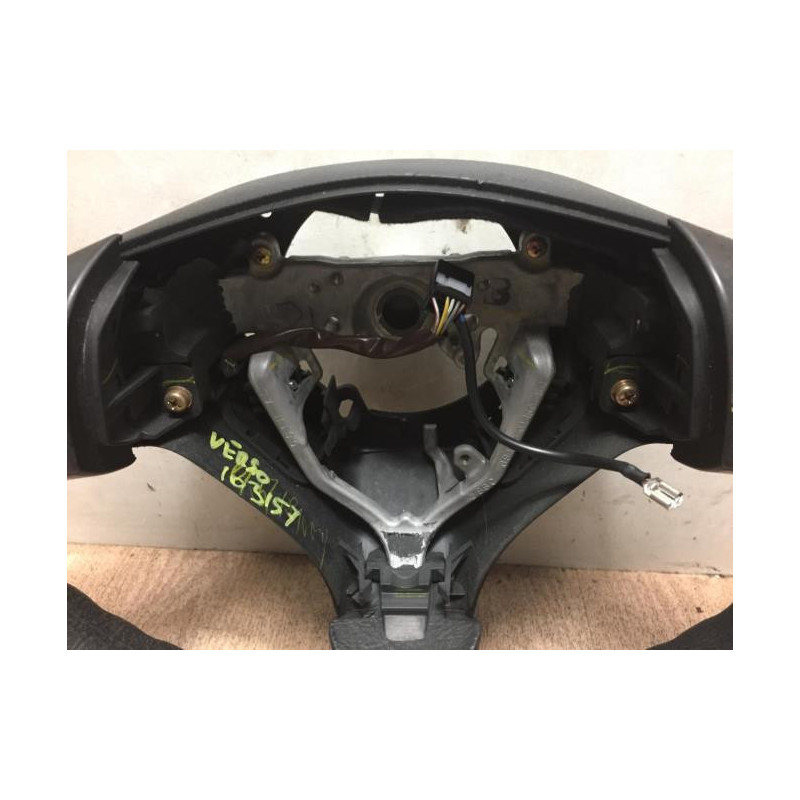 Volant TOYOTA COROLLA VERSO 2 PHASE 1 d’occasion