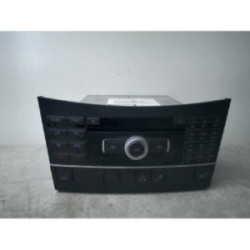 Autoradio d'origine MERCEDES CLASSE E 207 PHASE 1 CABRIOLET d’occasion
