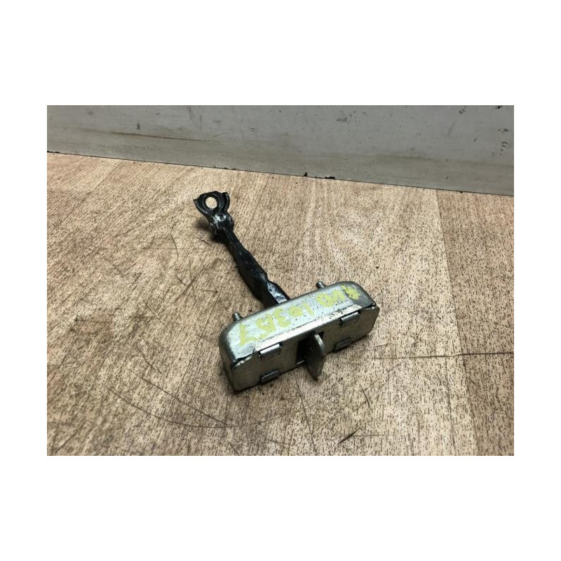 Tirant de porte avant droit TOYOTA COROLLA VERSO 2 PHASE 1 d’occasion