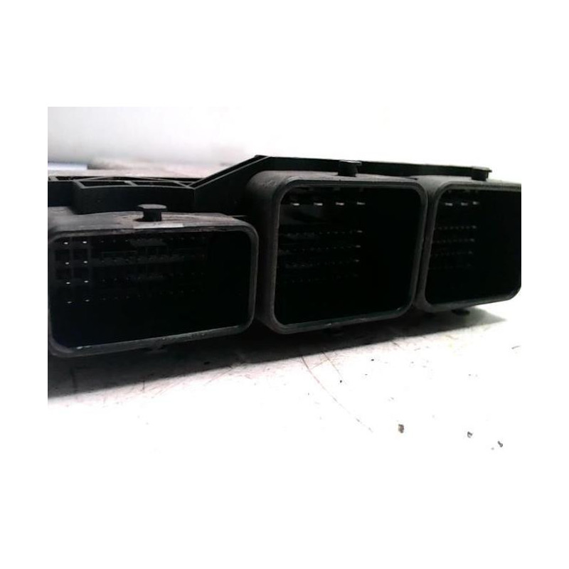 Calculateur moteur PEUGEOT EXPERT 2 d’occasion