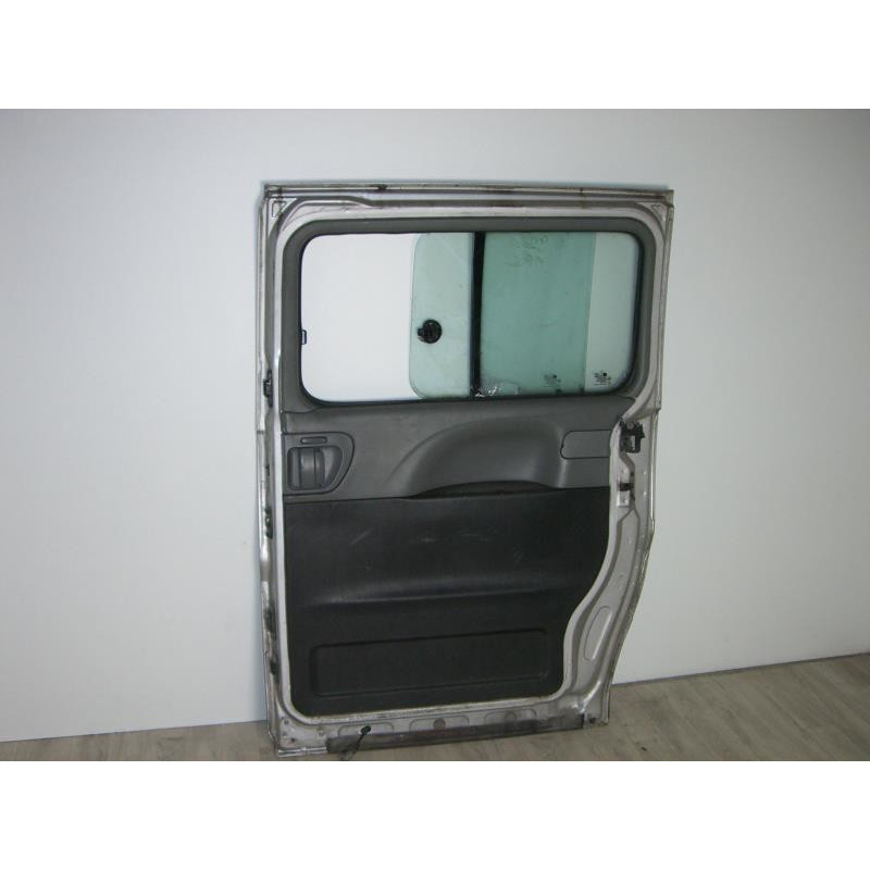 Porte laterale droit HYUNDAI SATELLITE 1 PHASE 1 d’occasion