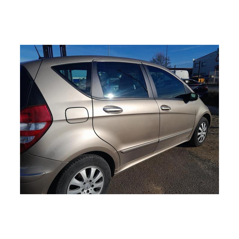 Autoradio MERCEDES CLASSE A 169 PHASE 1 d’occasion