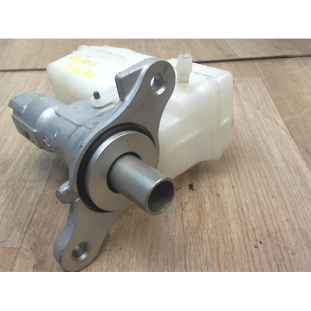 Maitre cylindre (freinage) RENAULT CLIO IV d’occasion