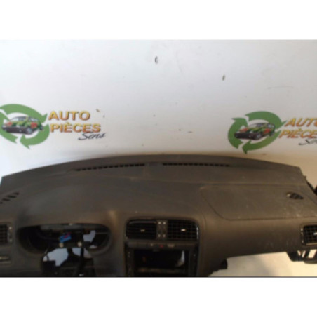 Tableau de bord VOLKSWAGEN POLO 5 PHASE 1 d’occasion