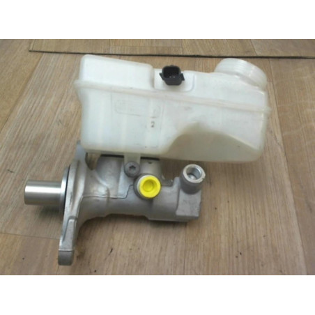 Maitre cylindre (freinage) RENAULT CLIO IV d’occasion