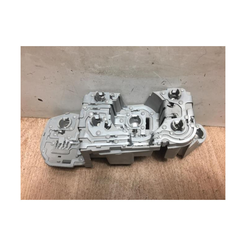 Platine feu arriere gauche TOYOTA COROLLA VERSO 2 PHASE 1 d’occasion