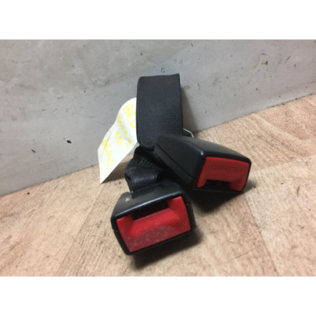 Attache ceinture arriere droit BMW SERIE 1 E81 d’occasion