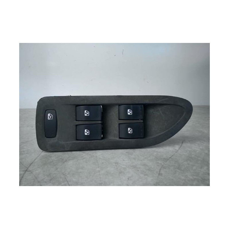 Interrupteur de leve vitre avant gauche RENAULT LAGUNA 2 PHASE 2 d’occasion