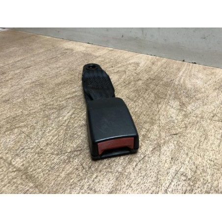 Attache ceinture arriere centrale FORD C-MAX 1 PHASE 2 d’occasion