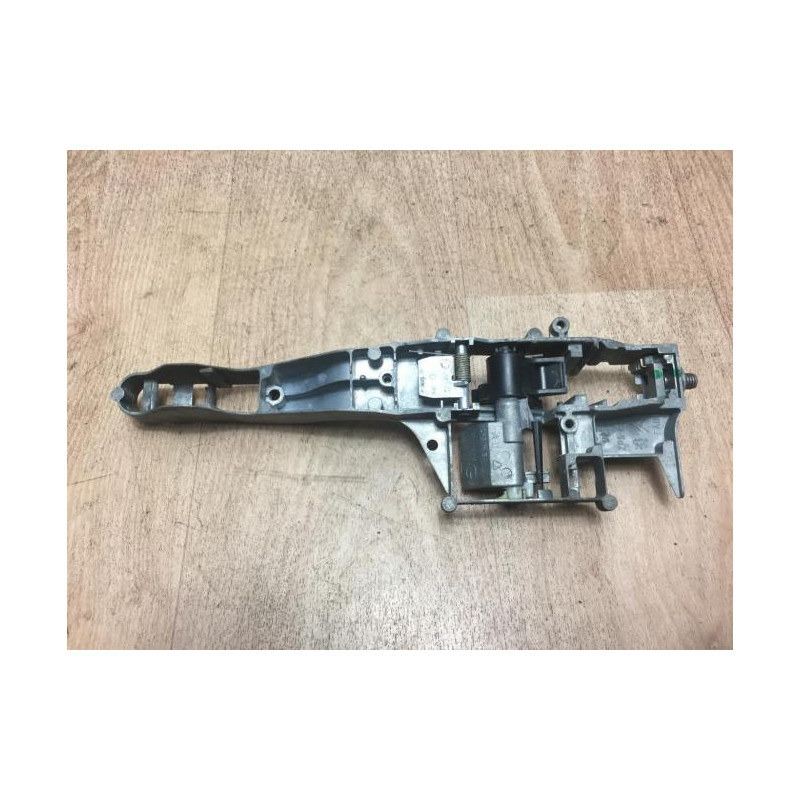 Support poignee porte avant gauche PEUGEOT 308 1 PHASE 1 d’occasion