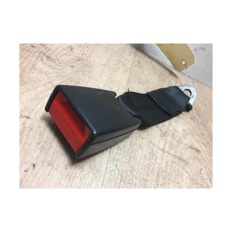 Attache ceinture arriere droit PEUGEOT 206 PHASE 1 d’occasion