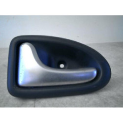 Poignee interieur arriere gauche RENAULT CLIO 2 PHASE 2 d’occasion