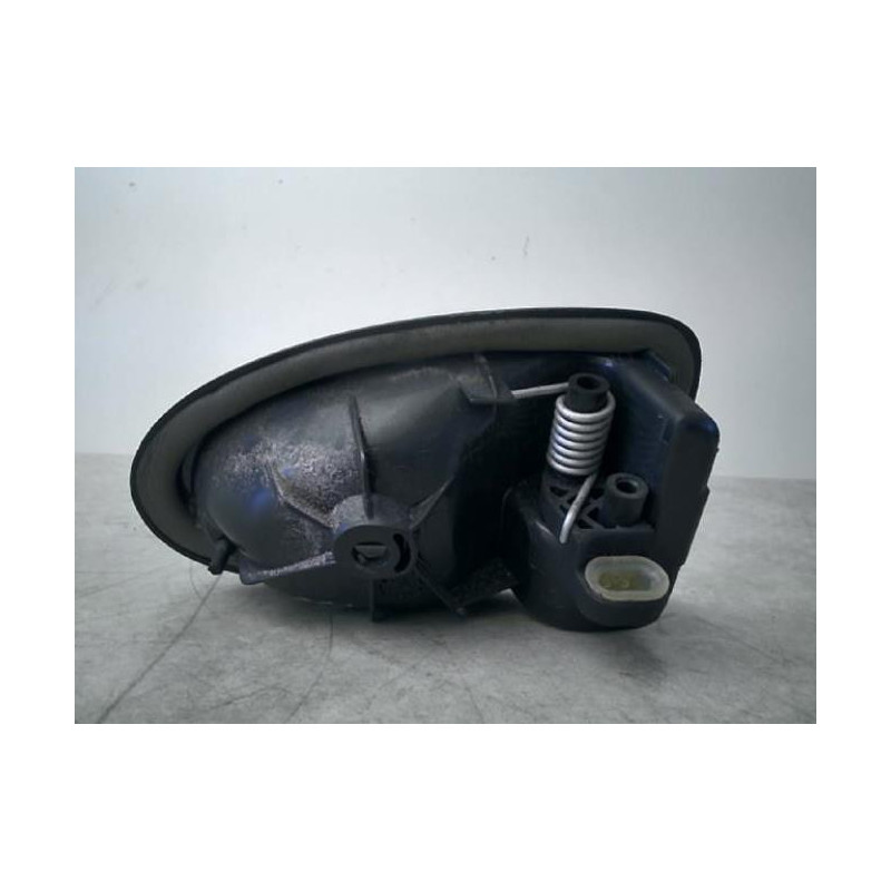 Poignee interieur arriere gauche RENAULT CLIO 2 PHASE 2 d’occasion