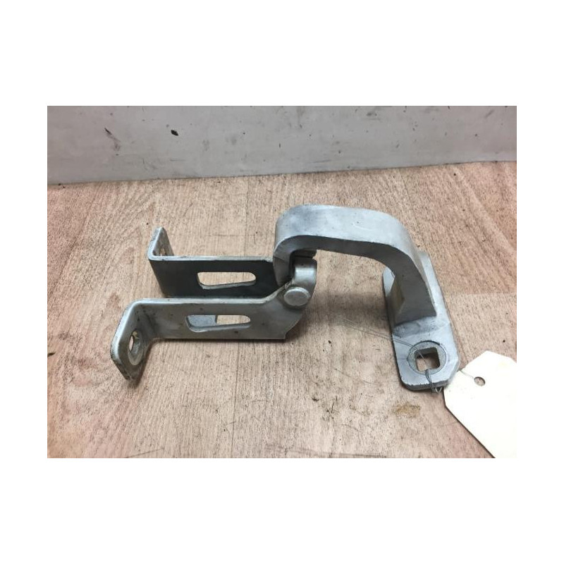 Charniere de porte de coffre droit DACIA LOGAN MCV 1 PHASE 1 BREAK d’occasion