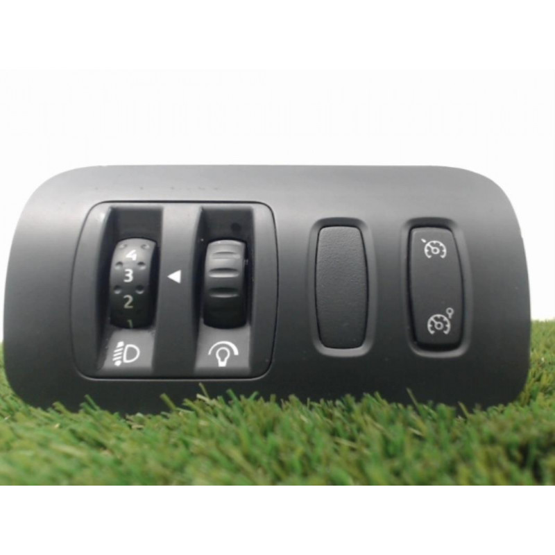 Commande de reglage hauteur de phare RENAULT MEGANE II CC PHASE 2 d’occasion