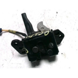 Serrure de coffre TOYOTA YARIS 2 PHASE 1 d’occasion