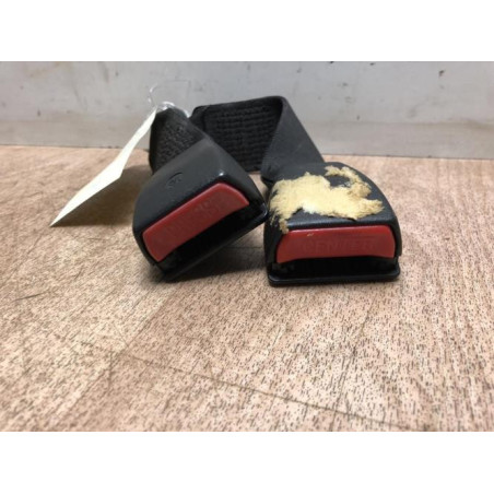 Attache ceinture arriere droit BMW SERIE 3 E46 COUPE PHASE 1 d’occasion
