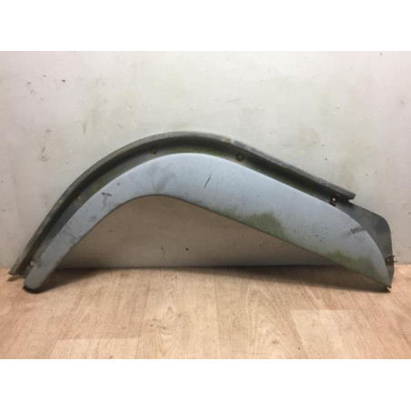 Extension d'aile avant droit RENAULT B80 d’occasion