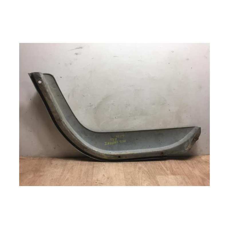 Extension d'aile avant droit RENAULT B80 d’occasion