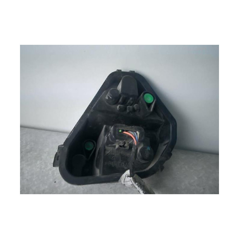 Platine feu arriere gauche RENAULT CLIO 3 PHASE 2 BREAK d’occasion