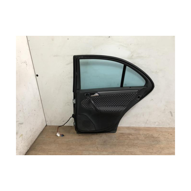 Porte arriere droit MERCEDES CLASSE C 203 PHASE 1 d’occasion