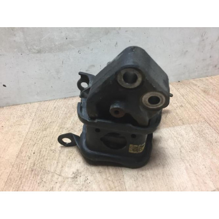 Support moteur TOYOTA COROLLA 10 PHASE 2 d’occasion