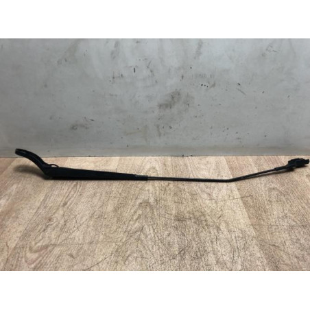 Bras essuie glace avant droit RENAULT TWINGO 2 PHASE 1 d’occasion
