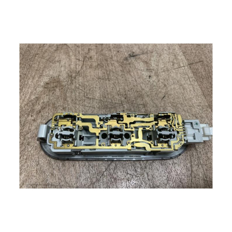 Eclairage de plafonnier RENAULT MEGANE 2 PHASE 1 BERLINE d’occasion