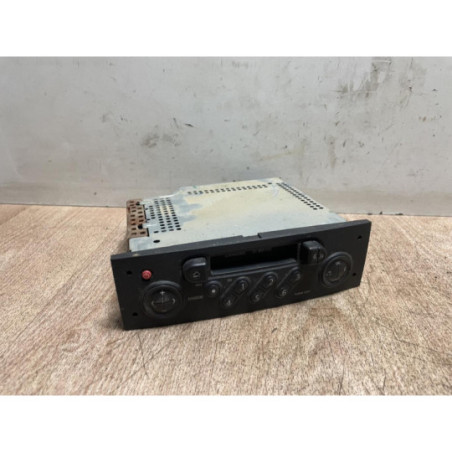 Autoradio d'origine RENAULT MEGANE 2 PHASE 1 BERLINE d’occasion