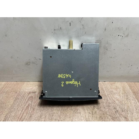 Autoradio d'origine RENAULT MEGANE 2 PHASE 1 BERLINE d’occasion