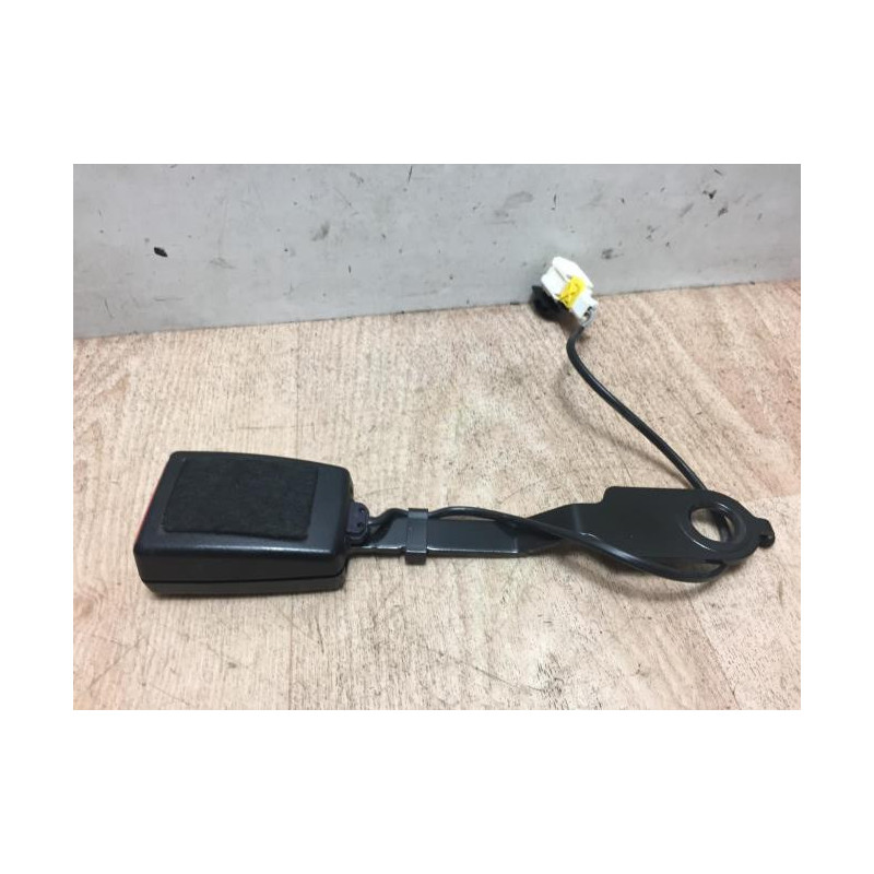 Attache ceinture avant droit CITROEN C3 2 PHASE 1 d’occasion