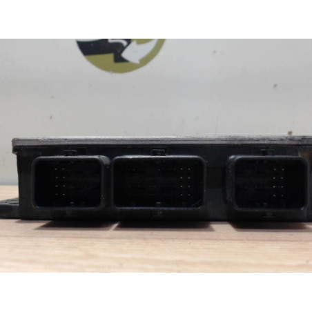 Calculateur moteur RENAULT CLIO 3 PHASE 2 BREAK d’occasion