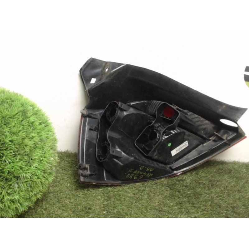 Feu arriere principal droit (feux) RENAULT MEGANE 2 PHASE 1 d’occasion