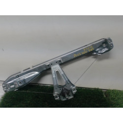 Leve vitre mecanique arriere gauche RENAULT CLIO III PHASE 1 d’occasion