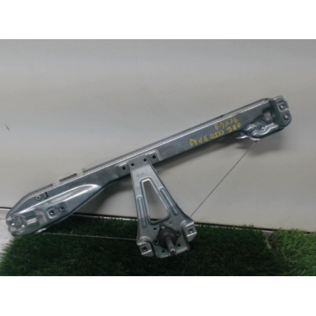 Leve vitre mecanique arriere gauche RENAULT CLIO III PHASE 1 d’occasion